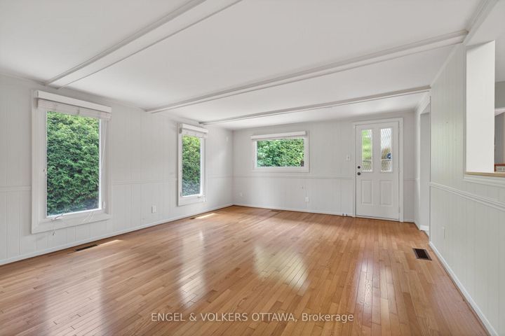 Photo 14 at 62 Wigan Drive, Nepean (Borden Farm/Stewart Farm/Carleton Heights/Parkwood Hills), Ottawa