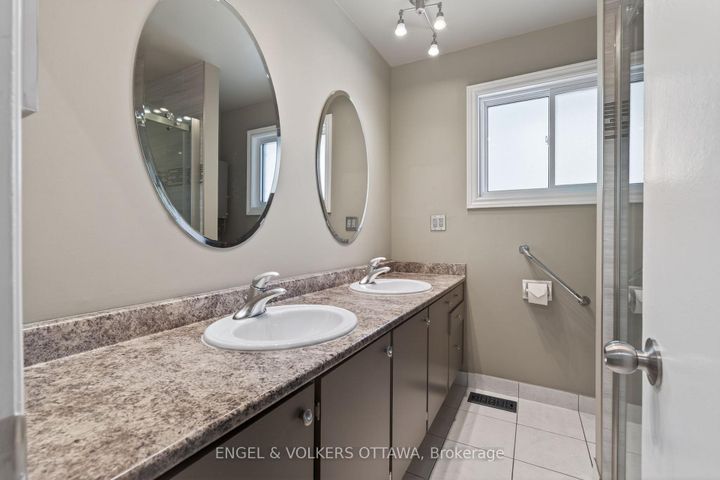 Photo 21 at 62 Wigan Drive, Nepean (Borden Farm/Stewart Farm/Carleton Heights/Parkwood Hills), Ottawa
