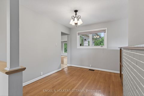 Photo 8 at 62 Wigan Drive, Nepean (Borden Farm/Stewart Farm/Carleton Heights/Parkwood Hills), Ottawa