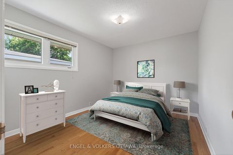 Photo 19 at 62 Wigan Drive, Nepean (Borden Farm/Stewart Farm/Carleton Heights/Parkwood Hills), Ottawa
