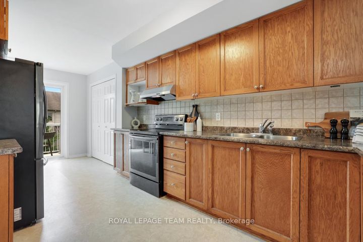 Photo 13 at 76 - 130 Berrigan Drive, Nepean (Longfields), Ottawa
