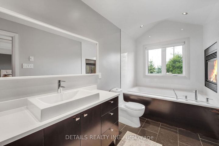 Photo 33 at 71 Eleanor Drive, Nepean (City View/Skyline/Fisher Heights/Parkwood Hills), Ottawa