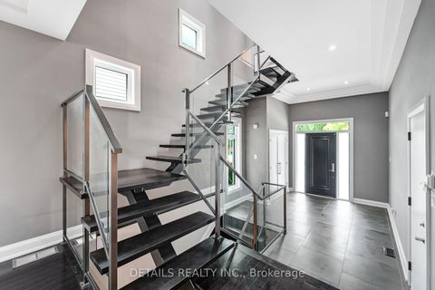 Photo 5 at 71 Eleanor Drive, Nepean (City View/Skyline/Fisher Heights/Parkwood Hills), Ottawa