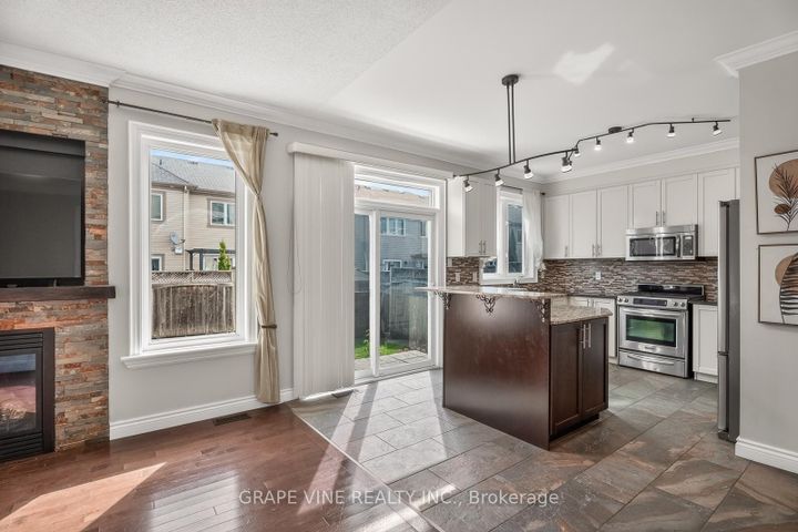 Photo 10 at 3009 FRESHWATER Way, Nepean (Half Moon Bay), Ottawa