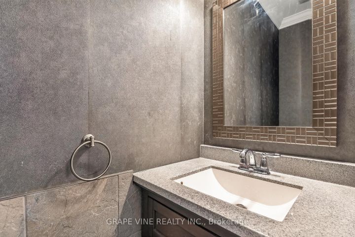 Photo 14 at 3009 FRESHWATER Way, Nepean (Half Moon Bay), Ottawa