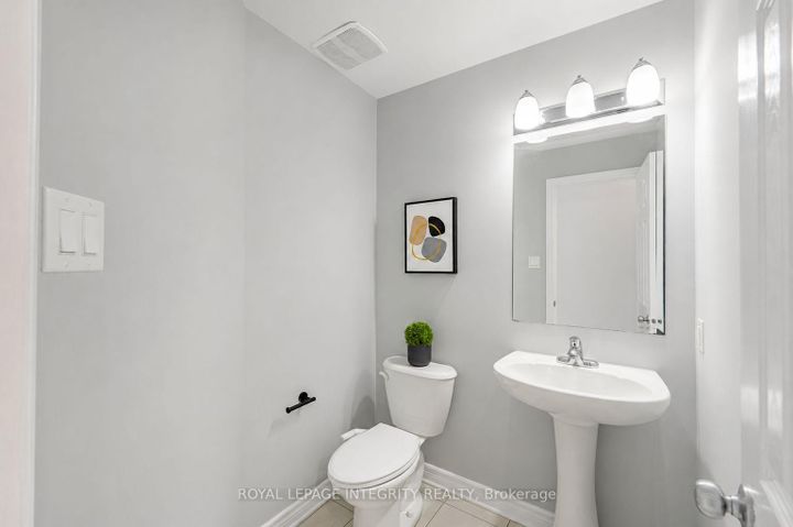 Photo 4 at 132 Mancini Way E, Nepean (Strandherd), Ottawa