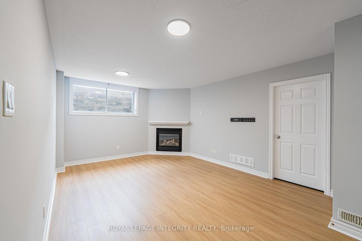 Photo 24 at 132 Mancini Way E, Nepean (Strandherd), Ottawa