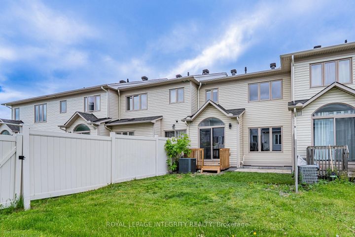 Photo 27 at 132 Mancini Way E, Nepean (Strandherd), Ottawa