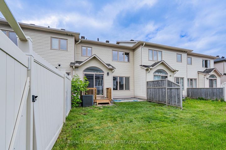 Photo 28 at 132 Mancini Way E, Nepean (Strandherd), Ottawa