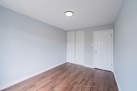 Photo 20 at 132 Mancini Way E, Nepean (Strandherd), Ottawa
