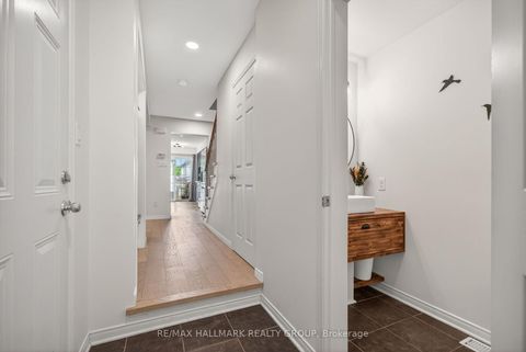Photo 5 at 115 Cedardown Private, Nepean (Stonebridge), Ottawa