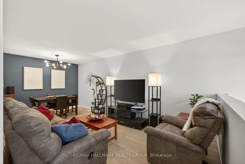 Photo 9 at 115 Cedardown Private, Nepean (Stonebridge), Ottawa