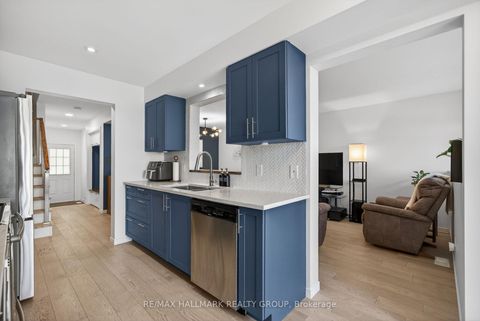 Photo 16 at 115 Cedardown Private, Nepean (Stonebridge), Ottawa