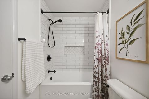Photo 32 at 115 Cedardown Private, Nepean (Stonebridge), Ottawa