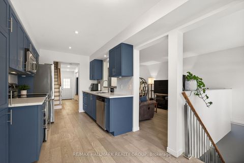 Photo 33 at 115 Cedardown Private, Nepean (Stonebridge), Ottawa