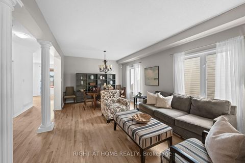 Photo 5 at 517 STONECHURCH Way, Nepean (Cedargrove/Fraserdale), Ottawa