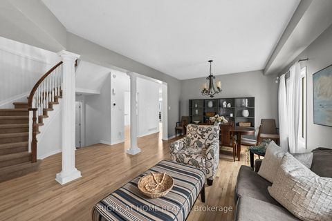 Photo 6 at 517 STONECHURCH Way, Nepean (Cedargrove/Fraserdale), Ottawa
