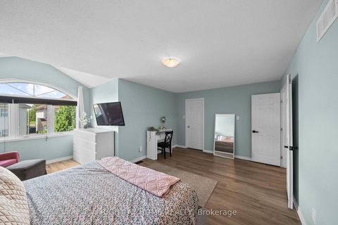 Photo 24 at 517 STONECHURCH Way, Nepean (Cedargrove/Fraserdale), Ottawa