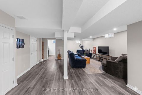 Photo 34 at 517 STONECHURCH Way, Nepean (Cedargrove/Fraserdale), Ottawa