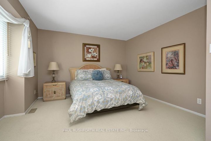 Photo 18 at 10 Cosburn Avenue, Nepean (Arlington Woods), Ottawa