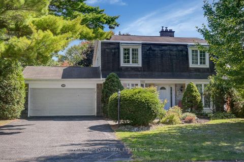 Photo 0 at 10 Cosburn Avenue, Nepean (Arlington Woods), Ottawa