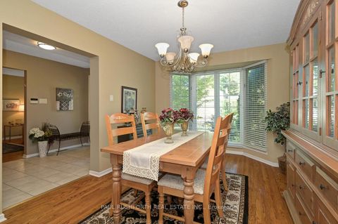 Photo 7 at 10 Cosburn Avenue, Nepean (Arlington Woods), Ottawa