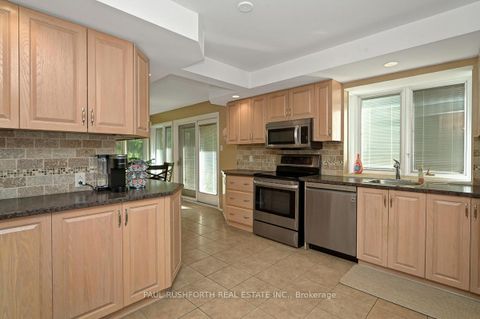 Photo 9 at 10 Cosburn Avenue, Nepean (Arlington Woods), Ottawa