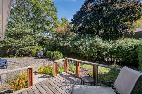 Photo 30 at 10 Cosburn Avenue, Nepean (Arlington Woods), Ottawa