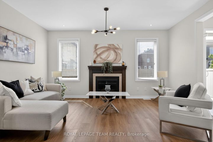 Photo 8 at 925 Whimbrel Way, Nepean (Half Moon Bay), Ottawa