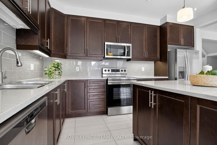 Photo 16 at 925 Whimbrel Way, Nepean (Half Moon Bay), Ottawa