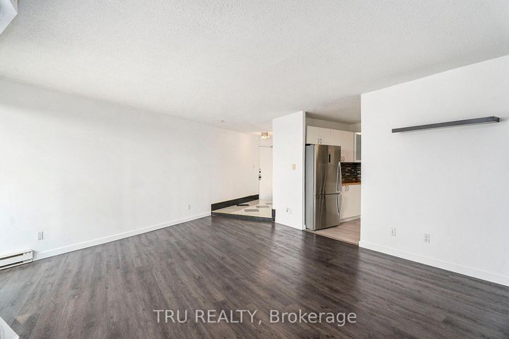 Photo 8 at 2502 - 1380 Prince Of Wales Drive, Nepean (Carleton Square), Ottawa
