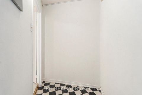 Photo 3 at 2502 - 1380 Prince Of Wales Drive, Nepean (Carleton Square), Ottawa