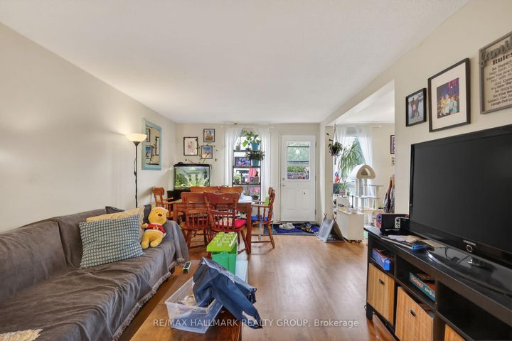 Photo 15 at 52 Thistledown Court, Nepean (Pheasant Run), Ottawa