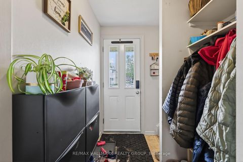 Photo 3 at 52 Thistledown Court, Nepean (Pheasant Run), Ottawa