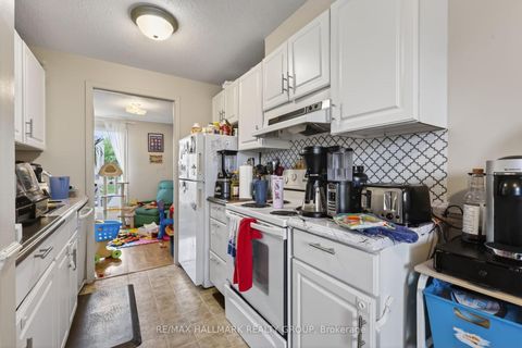 Photo 6 at 52 Thistledown Court, Nepean (Pheasant Run), Ottawa