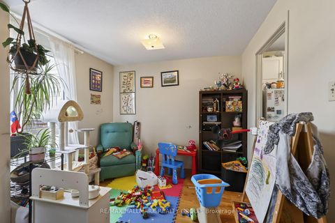 Photo 9 at 52 Thistledown Court, Nepean (Pheasant Run), Ottawa