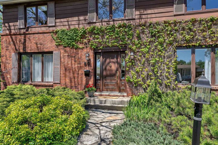 Photo 2 at 60 Horner Drive, Nepean (Lakeview Park), Ottawa