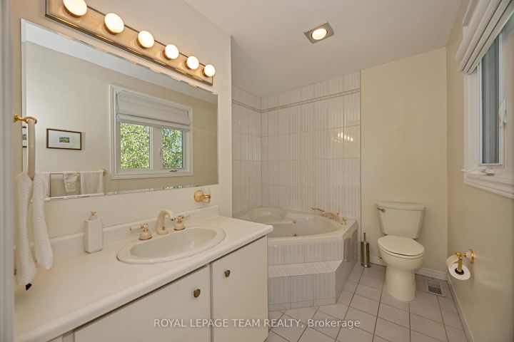 Photo 26 at 60 Horner Drive, Nepean (Lakeview Park), Ottawa