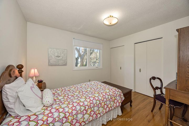 Photo 30 at 60 Horner Drive, Nepean (Lakeview Park), Ottawa