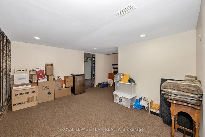 Photo 37 at 60 Horner Drive, Nepean (Lakeview Park), Ottawa
