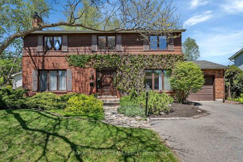 Photo 1 at 60 Horner Drive, Nepean (Lakeview Park), Ottawa