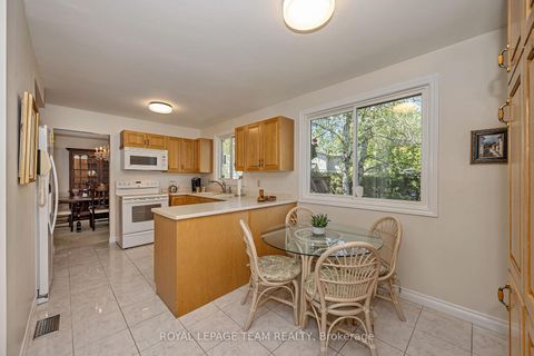 Photo 15 at 60 Horner Drive, Nepean (Lakeview Park), Ottawa