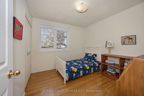 Photo 32 at 60 Horner Drive, Nepean (Lakeview Park), Ottawa