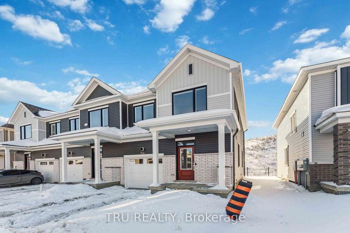 Photo 1 at 706 Expansion Road, Nepean (Half Moon Bay), Ottawa