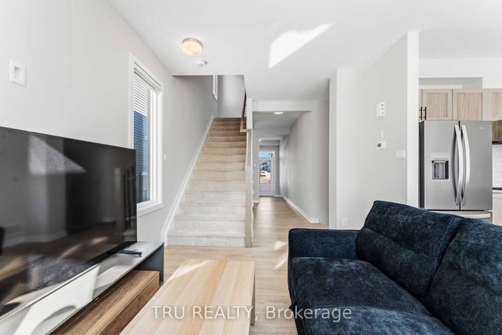 Photo 9 at 706 Expansion Road, Nepean (Half Moon Bay), Ottawa