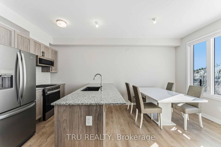 Photo 14 at 706 Expansion Road, Nepean (Half Moon Bay), Ottawa