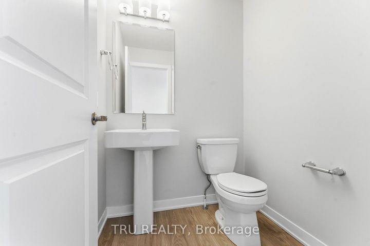 Photo 38 at 706 Expansion Road, Nepean (Half Moon Bay), Ottawa