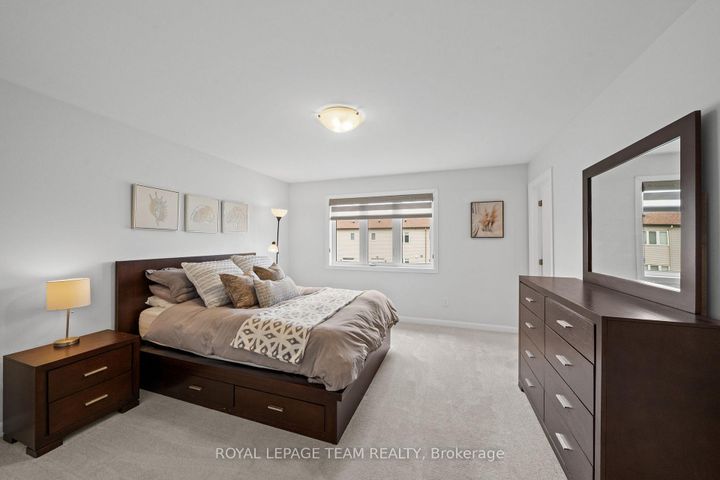 Photo 21 at 45 Finglas Court N, Nepean (Half Moon Bay), Ottawa