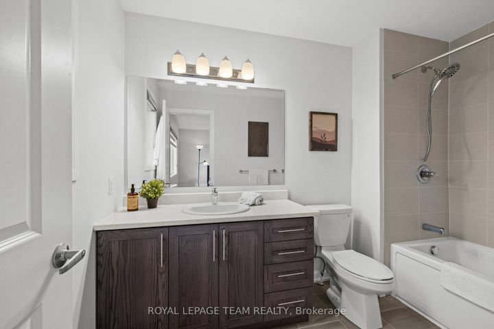 Photo 24 at 45 Finglas Court N, Nepean (Half Moon Bay), Ottawa