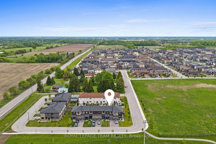 Photo 39 at 45 Finglas Court N, Nepean (Half Moon Bay), Ottawa